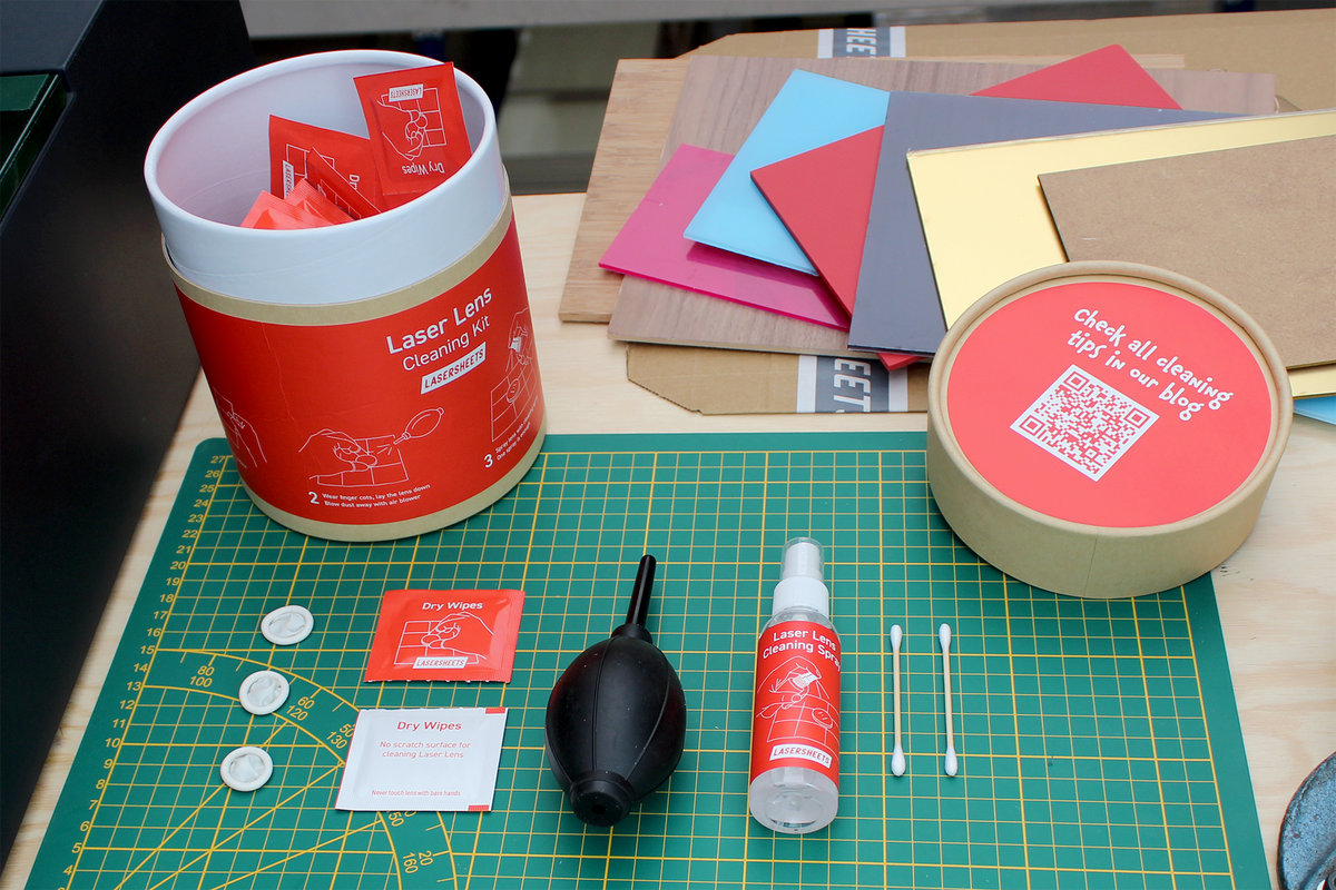 Kit per la pulizia delle lenti laser
